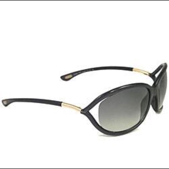 Tom Ford Accessories - AUTHENTIC Tom Ford ‘Jennifer’ grey sunglasses